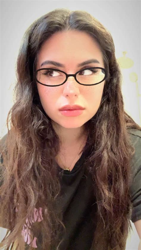 bigdaisy100|Daisy (@bigdaisy1000) .
